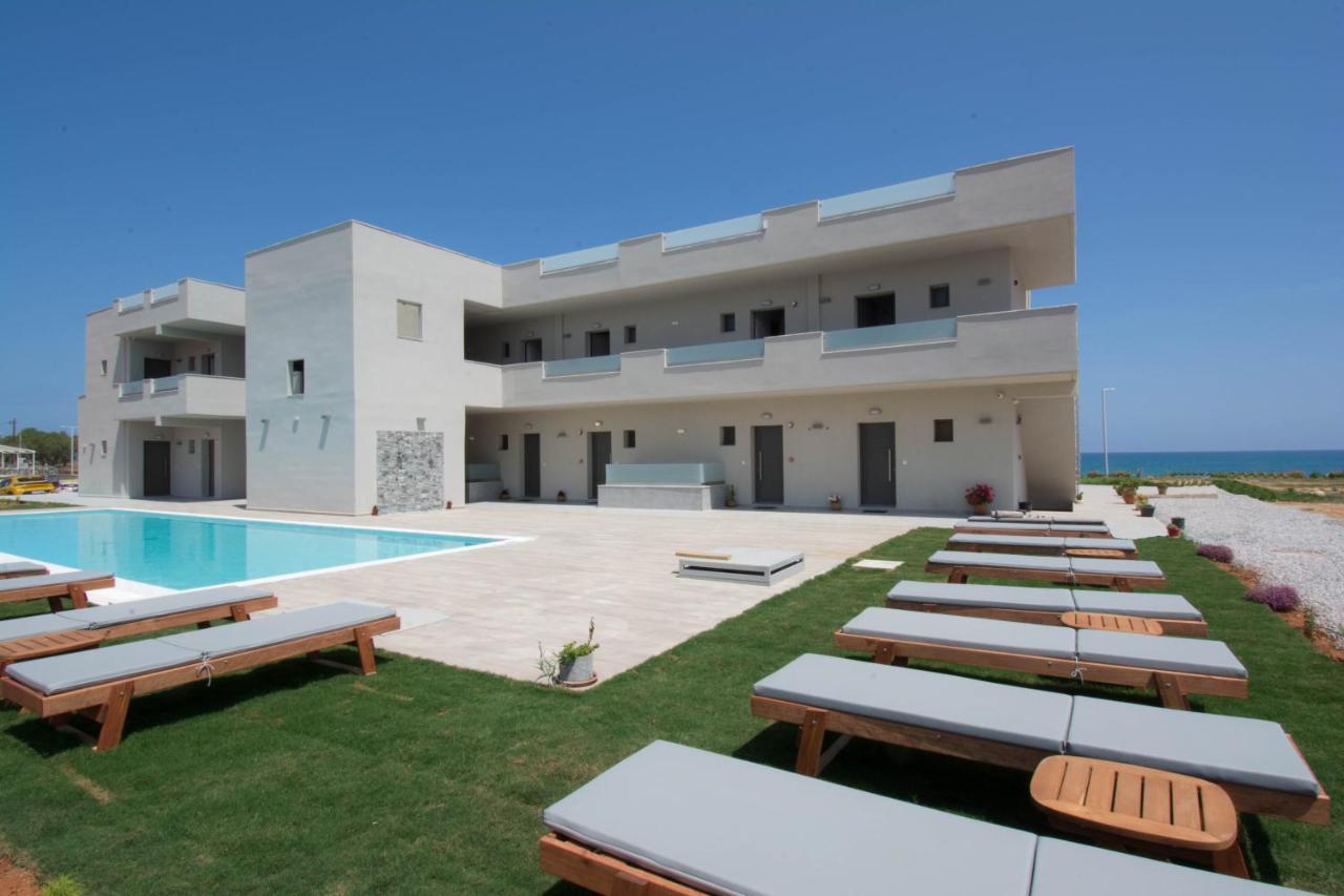 Ebenus Suites "Adults Only" By Checkin Gouves Eksteriør billede